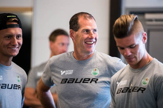 Rögles Daniel Bertov och assisterande tränare Jan Larsson