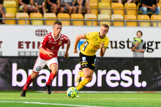 Kalmars Alexander Ahl Holmström och Elfsborgs Stian Rode