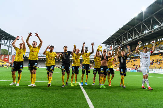 Elfsborgs spelare tackar publiken