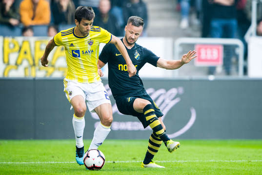 Mitja Viler of Maribor and Robert Lundström of AIK