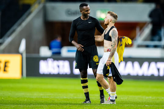 Henok Goitom of AIK and Dino Hotic of Maribor