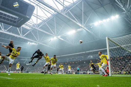 Per Karlsson of AIK (l) scores 1-0