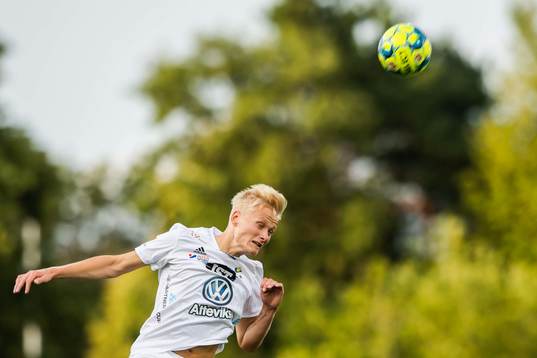 Östers Filip Örnblom