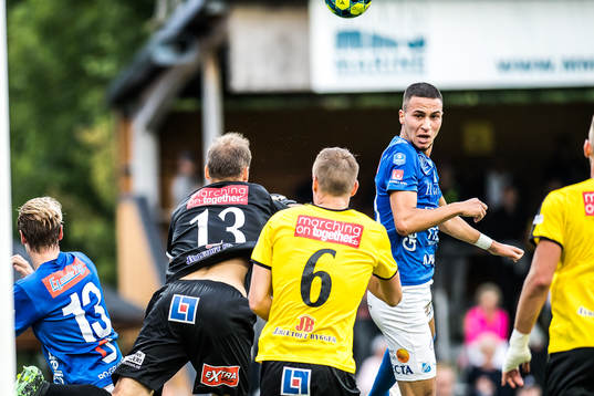 Norrbys Abdelrahman Saidi oroar framför Mjällbys målvakt