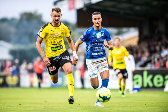 Mjällbys Max Watson och Norrbys Abdelrahman Saidi