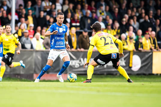 Norrbys Abdelrahman Saidi  och Mjällbys Jesper Gustavsson