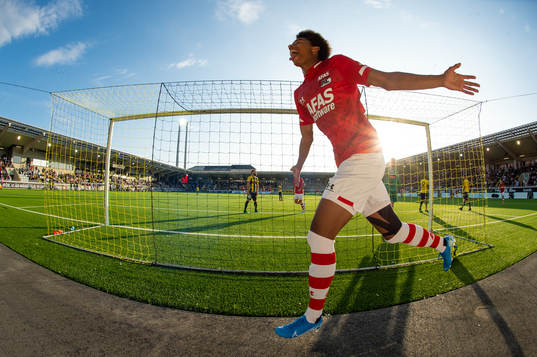 Calvin Stengs of AZ Alkmaar celebrates scoring 0-2