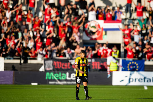 Paulinho of Häcken looks dejected