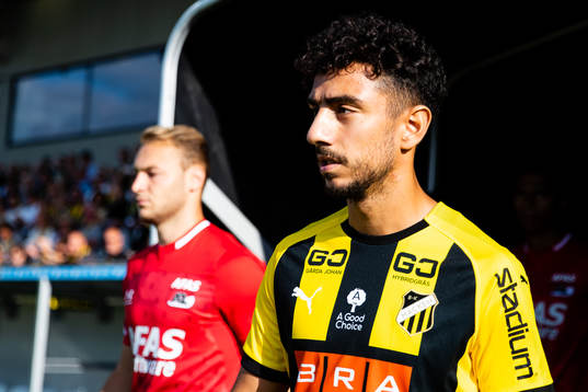 Daleho Irandust of Häcken prior to the UEFA Europa League