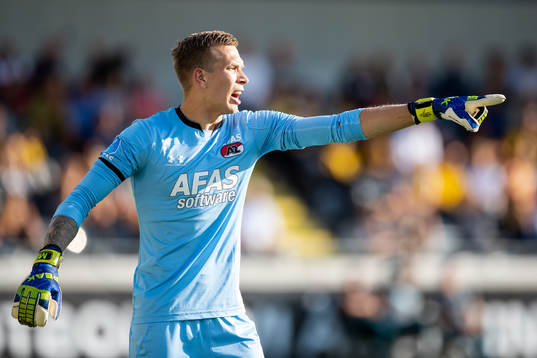 Goalkeeper Marco Bizot of AZ Alkmaar