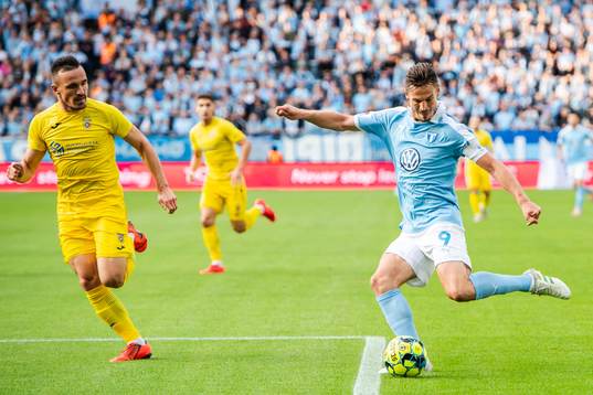 Tilen Klemencic of Domzale and Markus Rosenberg of Malmö FF