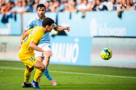 Behrang Safari of Malmö FF and Tilen Klemencic of Domzale