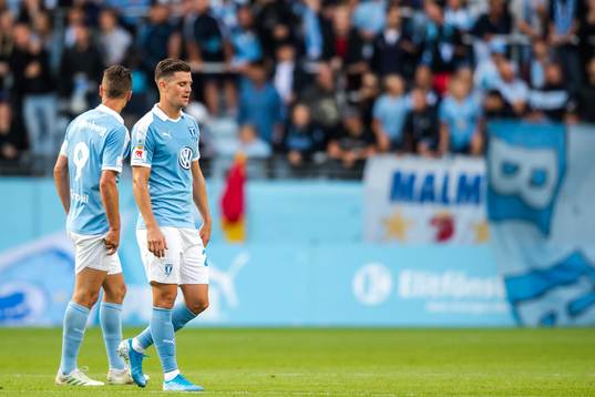 Marcus Antonsson of Malmö FF looks dejected