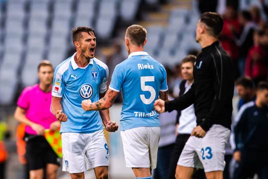 Markus Rosenberg and Sören Rieks of Malmö FF celebrate