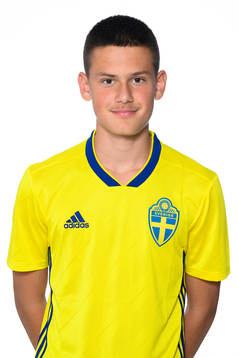 Sebastian Tipura i P15-landslaget