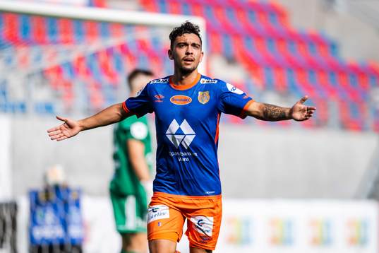 Niklas Castro of Aalesund celebrates