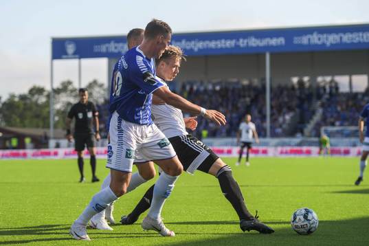 Magnar Ödegaard of Sarpsborg 08 and Alexander Søderlund