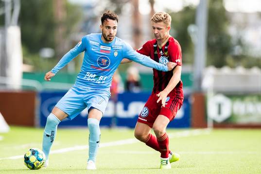 AFC Eskilstunas Dzenis Kozica och Östersunds Ludvig
