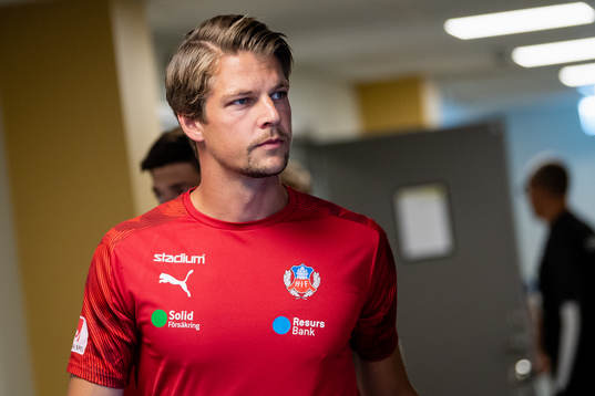 Helsingborgs Fredrik Liverstam före fotbollsmatchen i