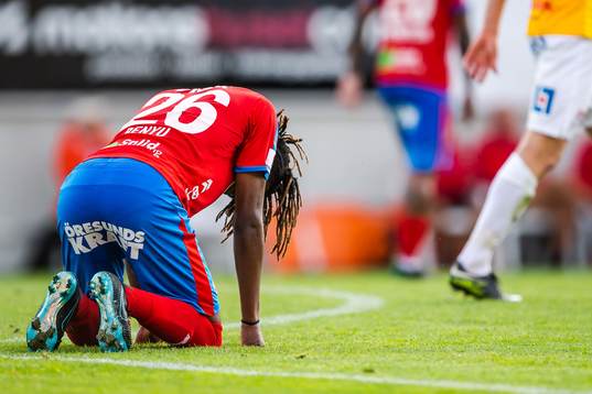 Helsingborgs Kundai Benyu deppar