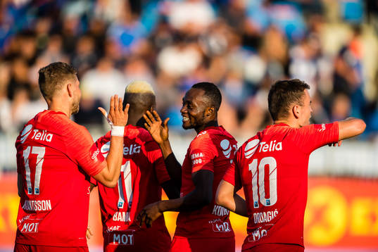 Gilbert Koomson of Brann celebrates