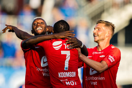 Gilbert Koomson of Brann celebrates