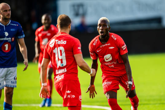 Karamoko Daouda Bamba of Brann celebrates