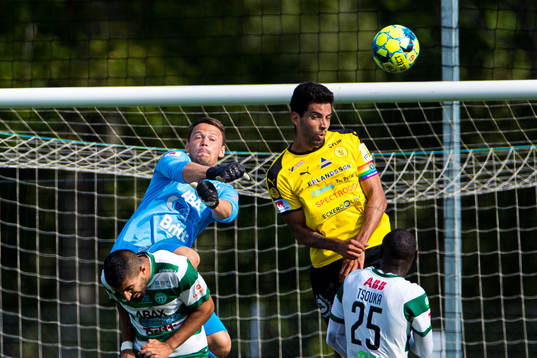Västerås målvakt Anton Fagerström och Frejs  Pedro