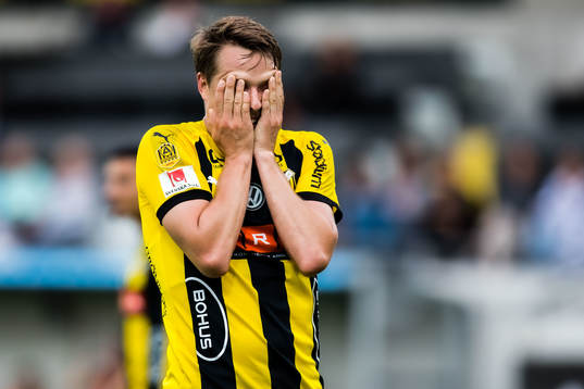Häckens Viktor Lundberg deppar
