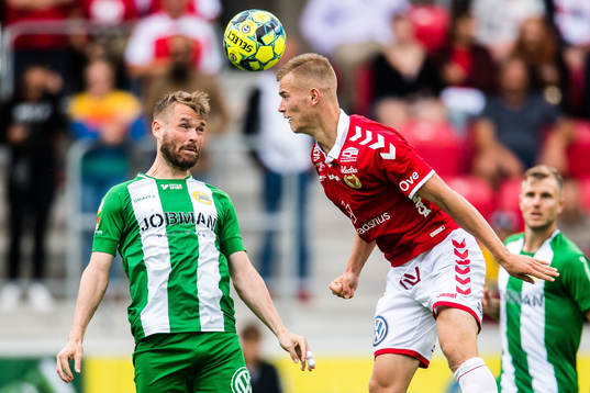 Hammarbys Mads Fenger Nielsen och Kalmars Alexander Ahl