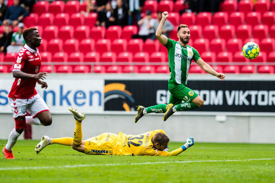 Hammarbys Muamer Tankovic gör 0-2