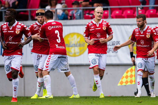 Kalmars Henrik Löfkvist jublar