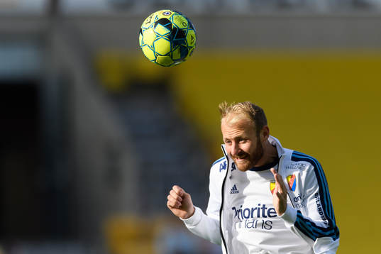 Djurgårdens Curtis Edwards innan fotbollsmatchen i