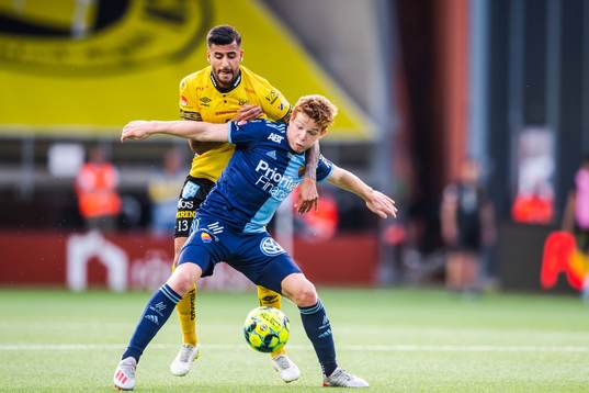 Elfsborgs Rami Kaib och Djurgårdens Aslak Witry
