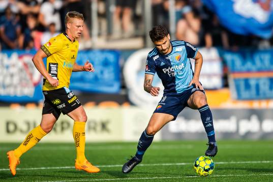 Djurgårdens Astrit Ajdarevic och Elfsborgs Per Frick