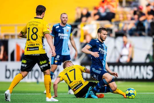 Djurgårdens Jesper Karlström och Elfsborgs Per Frick