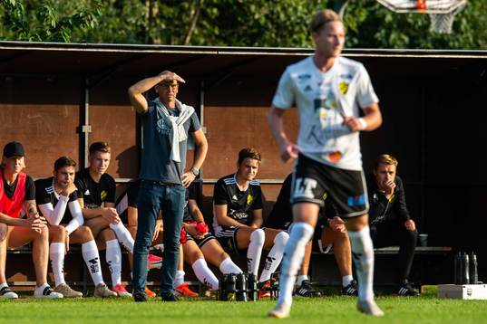 Laholms tränare Ulf Thronée