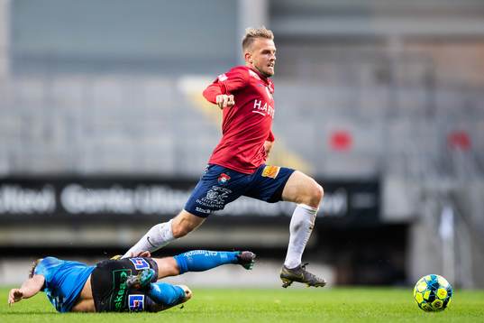 Halmstads Joel Allansson och Örgrytes Simon Nilsson