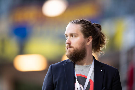 Örgrytes klubbchef Niklas Allbäck