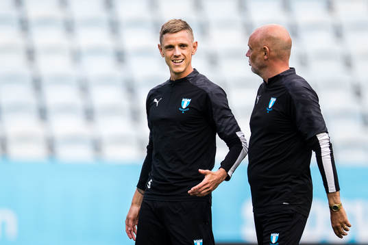 Sören Rieks and Uwe Rösler, head coach of Malmö FF