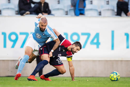 Guillermo Molins of Malmö FF and Frane Cirjak of Zrinjski