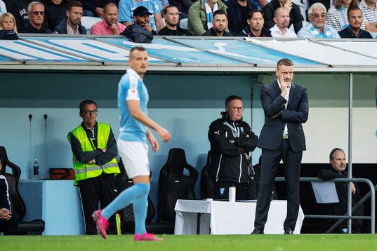 Hari Vukas, head coach of Zrinjski looks dejected