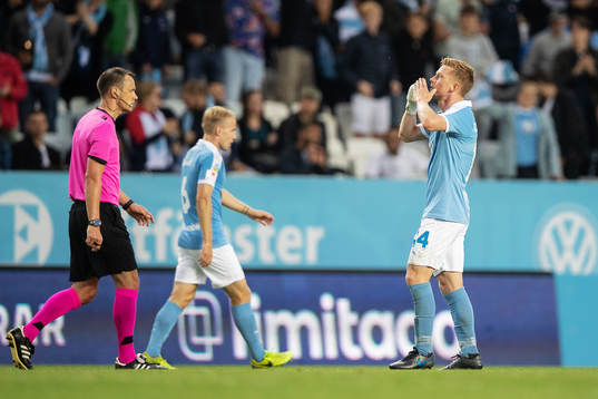 Anders Christiansen of Malmö FF celebrates