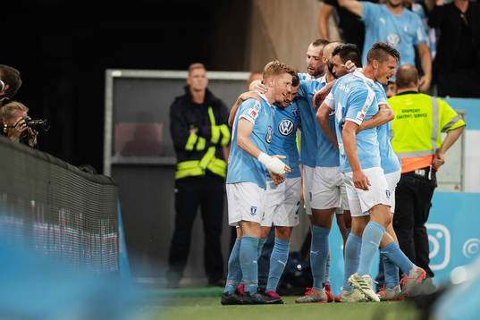 Anders Christiansen of Malmö FF celebrates