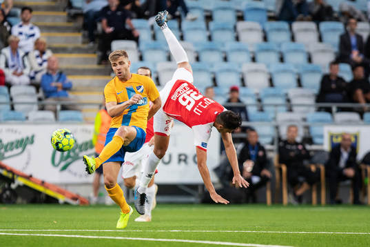 Christoffer Nyman of IFK Norrköping and Amit Bitton of