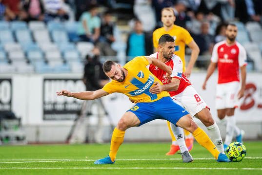 Sead Haksabanovic of IFK Norrköping and Marwan Kabha of