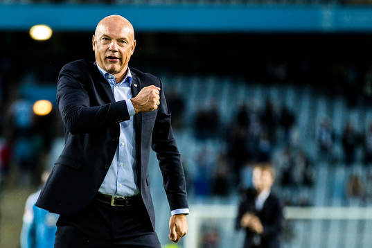 Uwe Rösler, head coach of Malmö FF celebrates