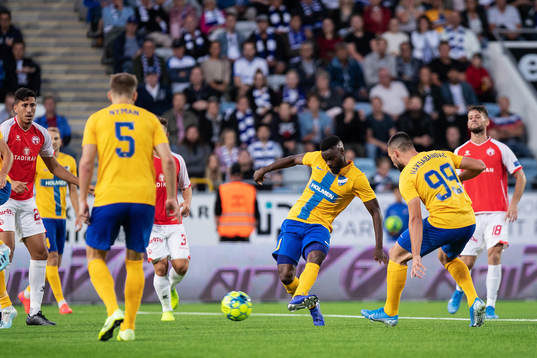 Maic Sema of IFK Norrköping scores 1-0