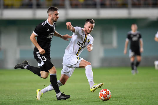 Robert Lundström of AIK and Mateo Muzak of Sheriff