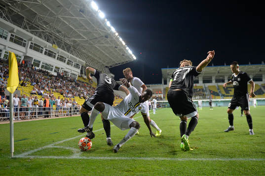 Henok Goitom of AIK in action against Andrej Lukic of